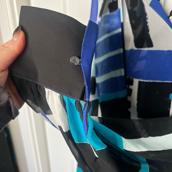 FINAL SALE Lane Bryant Geometric Sheer Long Sleeve Blouse Womens Plus Size 18 20 - Picture 5 of 7